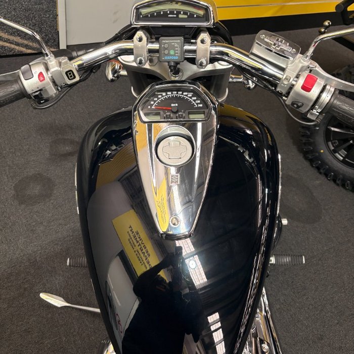 2007 Suzuki VZR 1800 BOULEVARD (M109R) Black