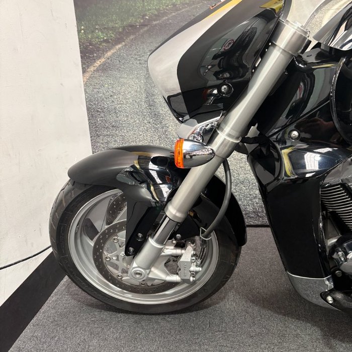 2007 Suzuki VZR 1800 BOULEVARD (M109R) Black