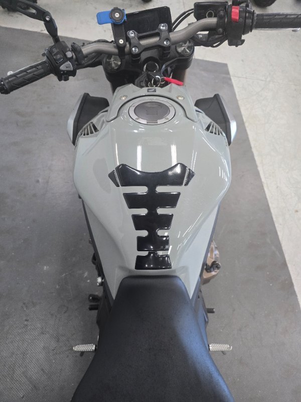2021 Honda CB650R GREY