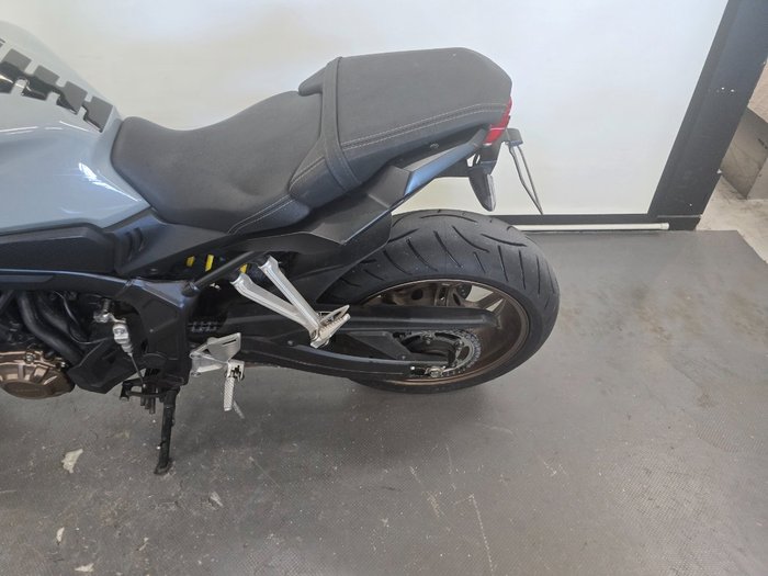 2021 Honda CB650R GREY