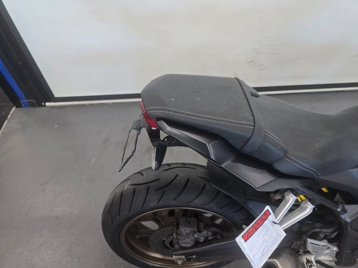 2021 Honda CB650R GREY