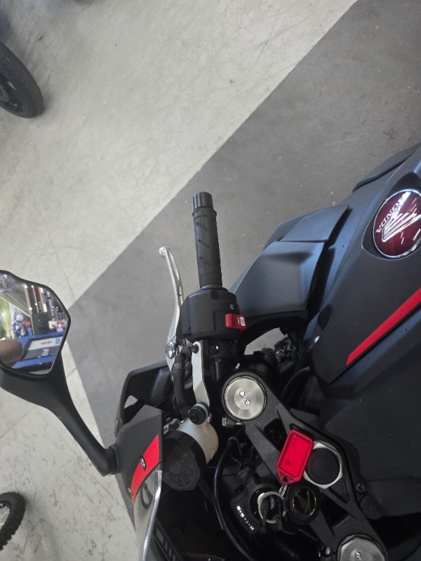 2017 Honda CBR1000RR (FIREBLADE) ABS Red