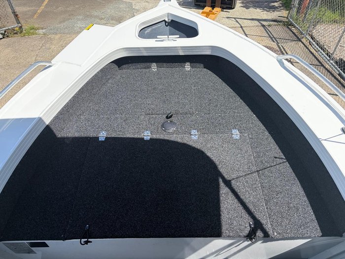 2026 QUINTREX 481 Top Ender Pro