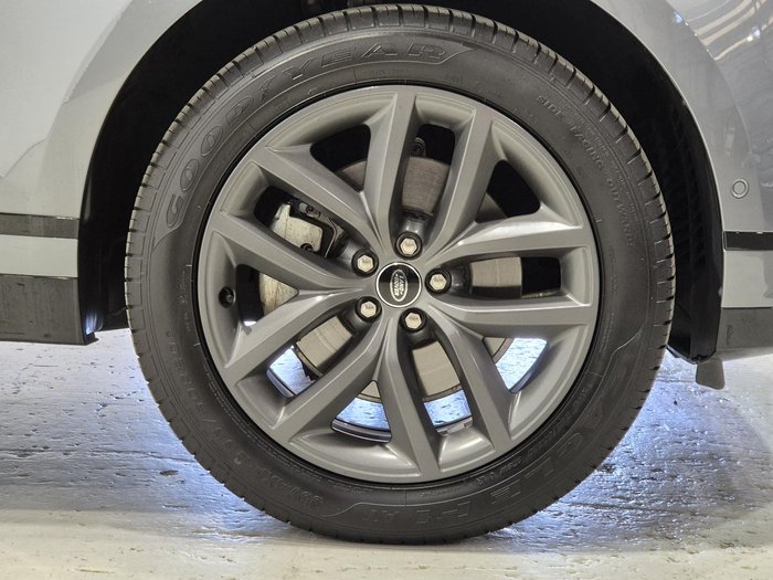 2025 Land Rover Range Rover Velar P250 Dynamic SE