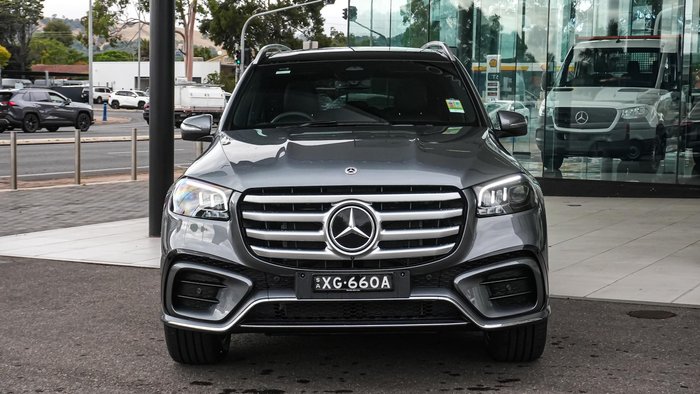 2025 Mercedes-Benz GLS-Class GLS450