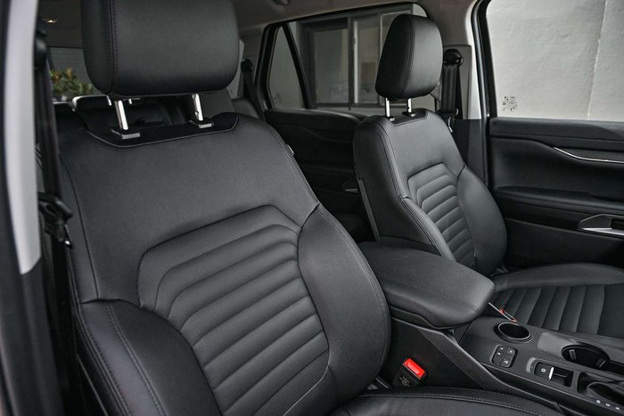 2025 Ford Everest Sport