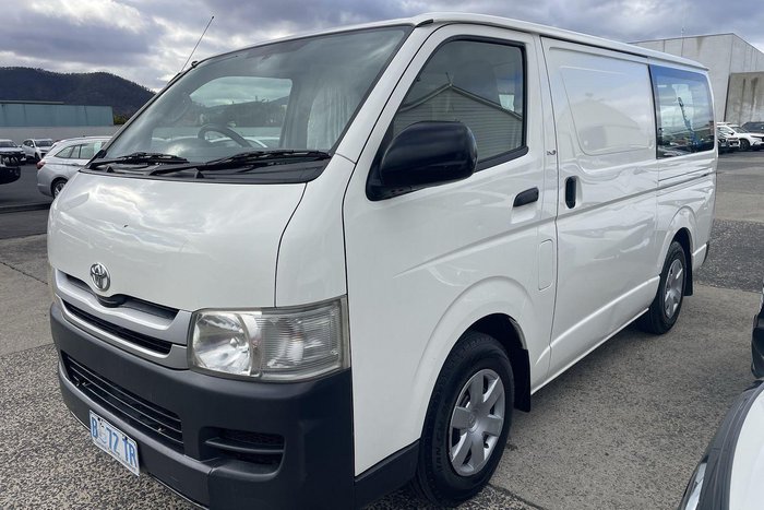 2010 Toyota Hiace