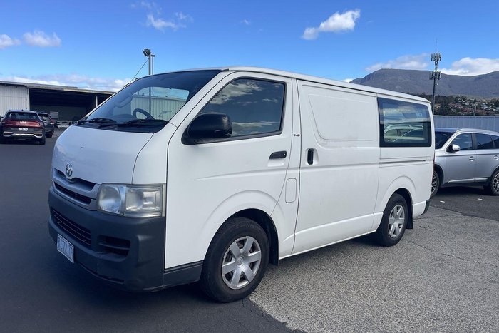 2010 Toyota Hiace