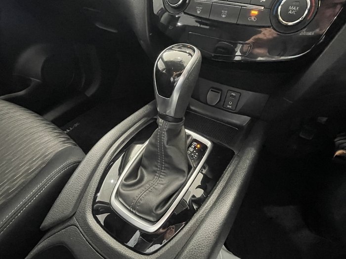 2020 Nissan X-TRAIL ST