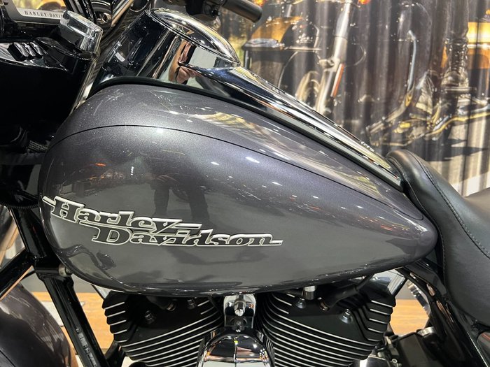 2015 HARLEY-DAVIDSON STREET GLIDE SPECIAL