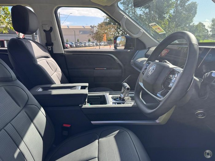 2025 MG MGU9 Explore Pro EKK1C MY25 4X4 Dual Range Midnight Black