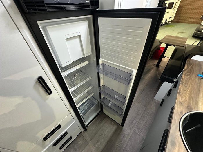 2026 Avida Diversion V7012 Lx