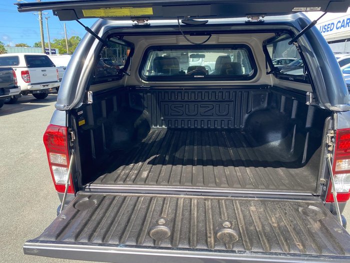 2019 Isuzu D-MAX LS-M