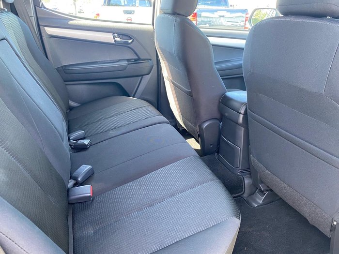 2019 Isuzu D-MAX LS-M