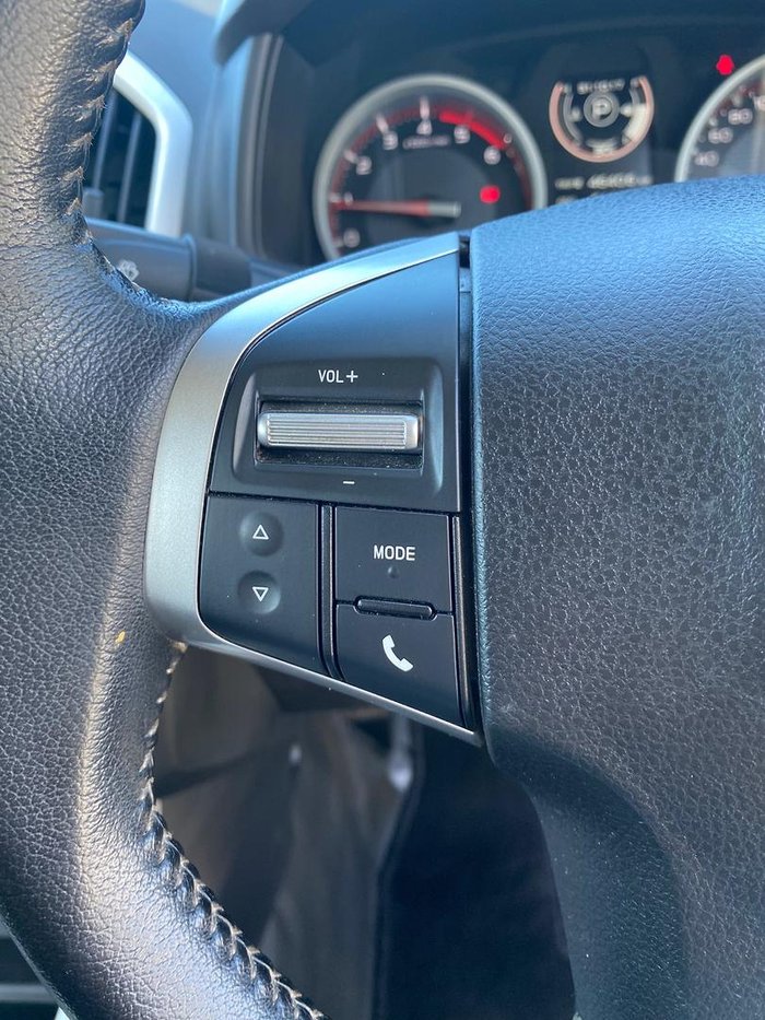 2019 Isuzu D-MAX LS-M