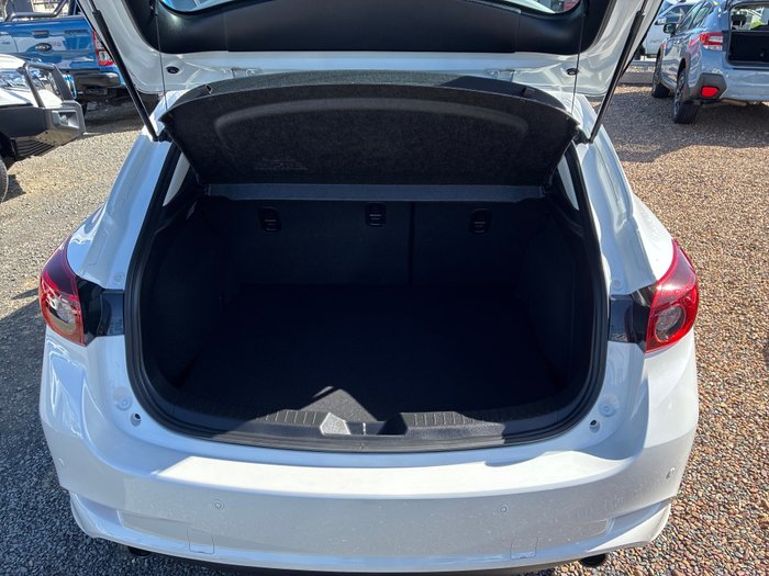 2017 Mazda 3 Maxx