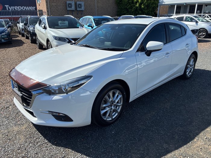 2017 Mazda 3 Maxx