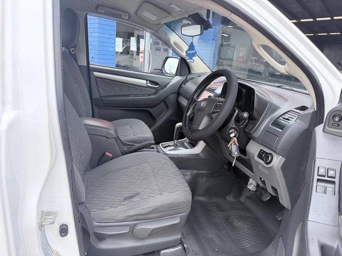 2014 Holden Colorado LS RG MY15 4x2 Summit White