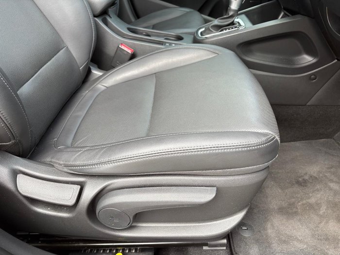 2023 Hyundai Kona Elite