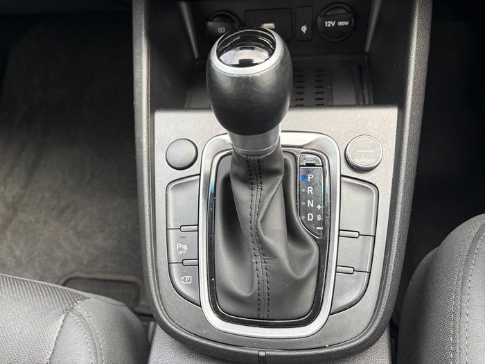 2023 Hyundai Kona Elite