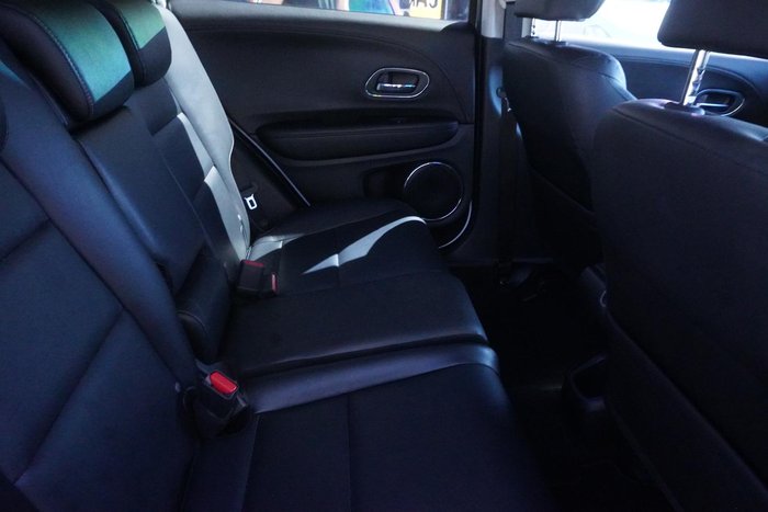 2017 Honda HR-V VTi-L