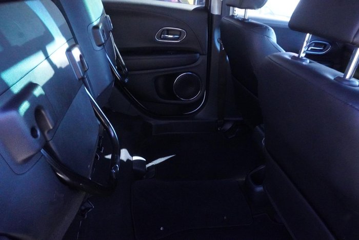 2017 Honda HR-V VTi-L