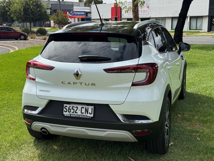 2021 Renault Captur Intens XJB Pearl White