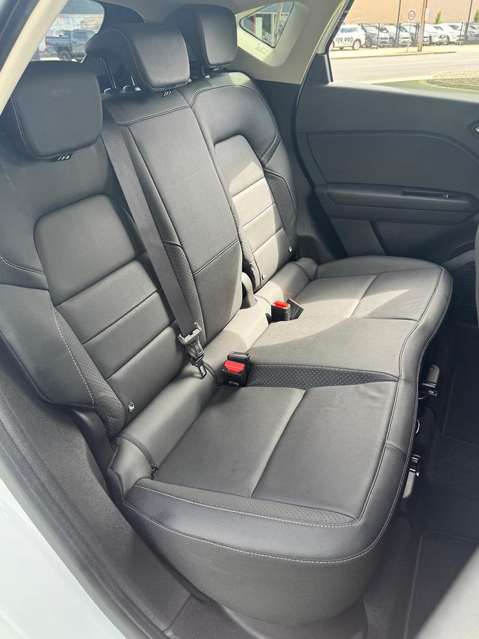 2021 Renault Captur Intens XJB Pearl White