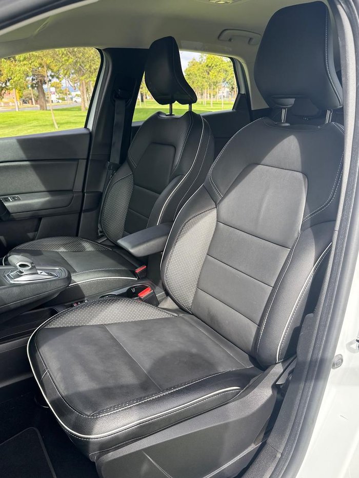 2021 Renault Captur Intens XJB Pearl White