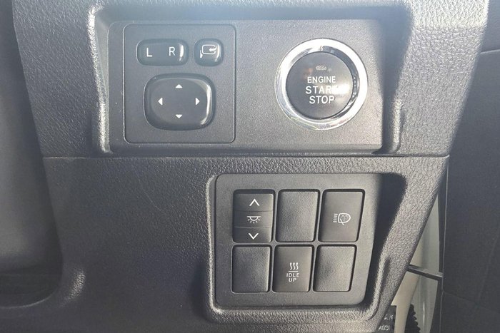 2017 Toyota Landcruiser Prado VX