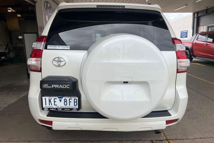 2017 Toyota Landcruiser Prado VX