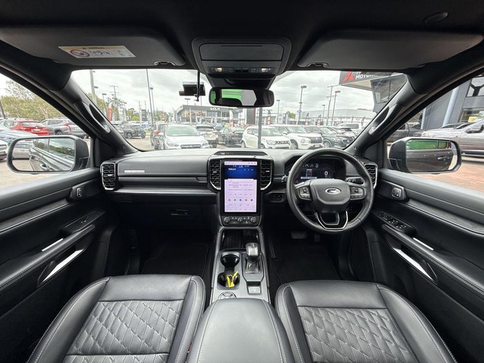 2024 Ford Everest Platinum