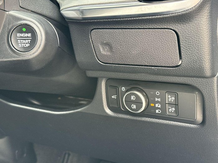 2024 Ford Everest Platinum