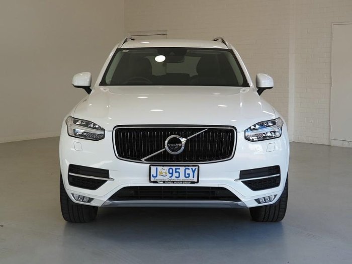 2019 Volvo XC90 T6 Momentum