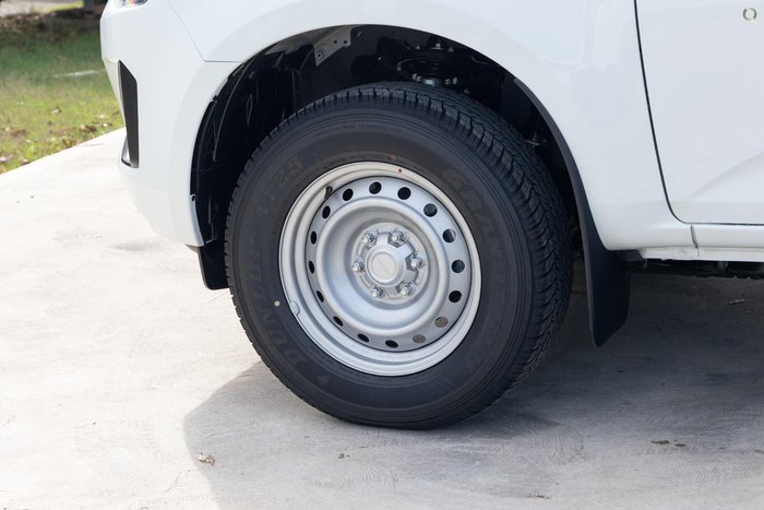 2025 Isuzu D-MAX SX MY25.5 4X4 Dual Range Mineral White