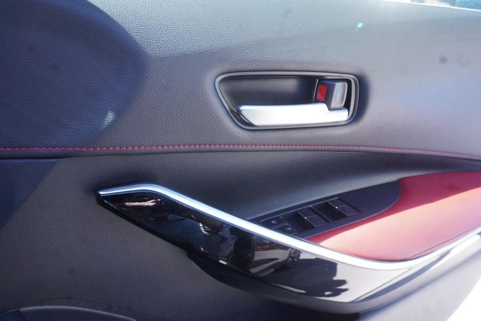 2020 Toyota Corolla ZR Hybrid