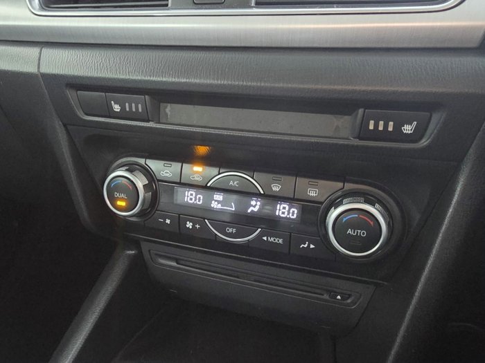 2015 Mazda 3 SP25 GT