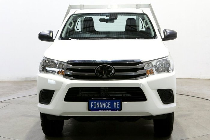 2024 Toyota Hilux SR