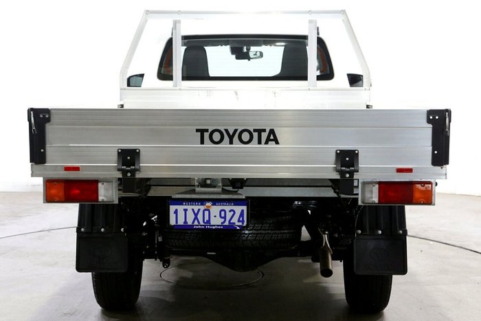 2024 Toyota Hilux SR