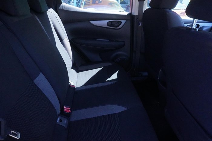 2018 Nissan QASHQAI ST