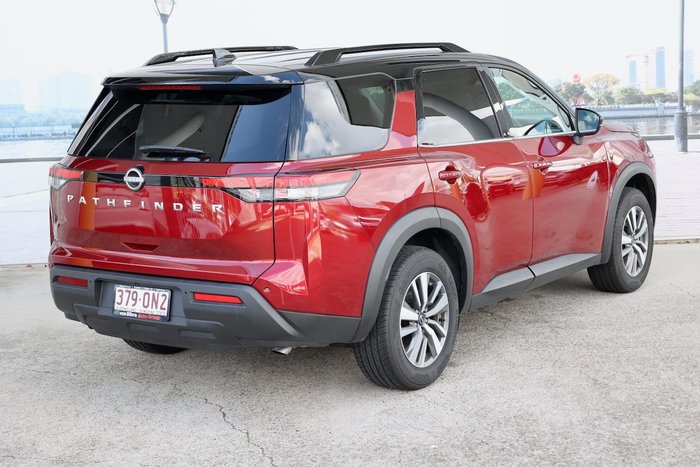 2024 Nissan Pathfinder Ti