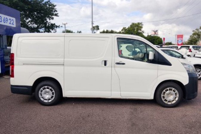 2019 TOYOTA HIACE LWB