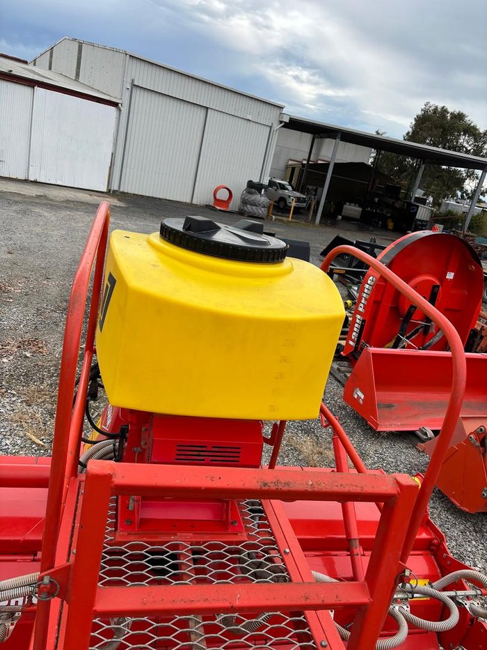 0 Kuhn El 122-280 Cultiplow 2.8M - 300L Electric Seeder Orange