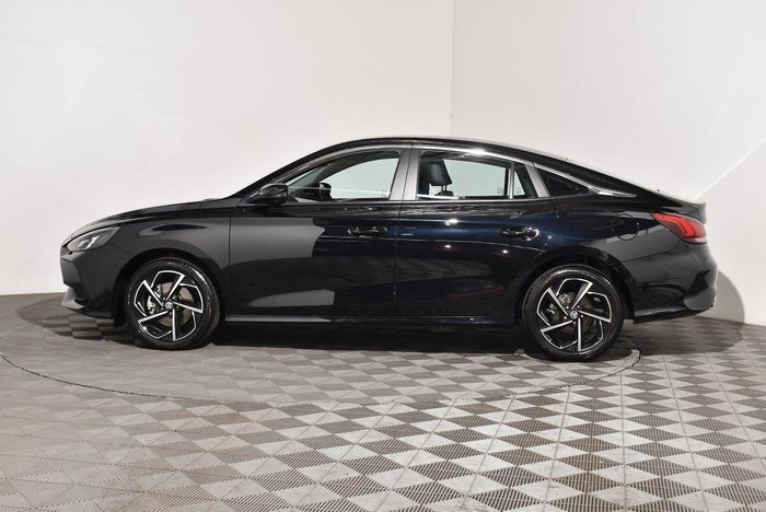 2024 MG MG5 Essence