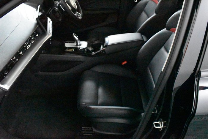 2024 MG MG5 Essence