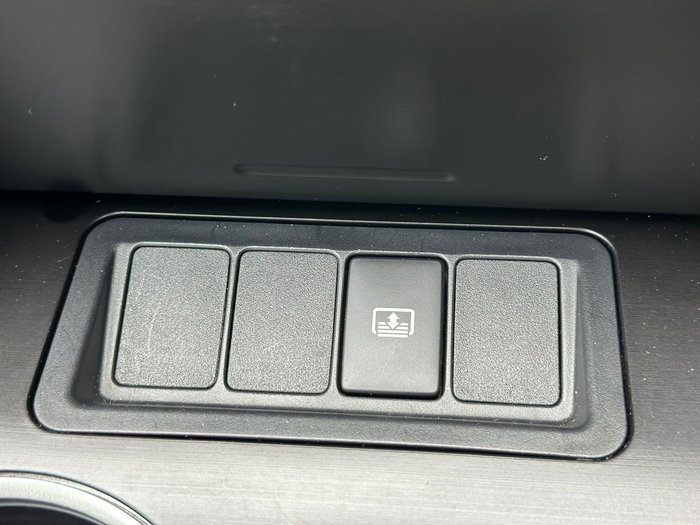 2017 Toyota Camry Atara SX