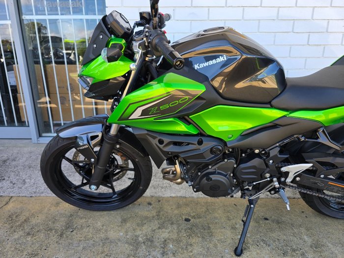 2026 Kawasaki Z500 Green