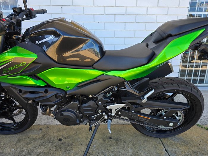 2026 Kawasaki Z500 Green
