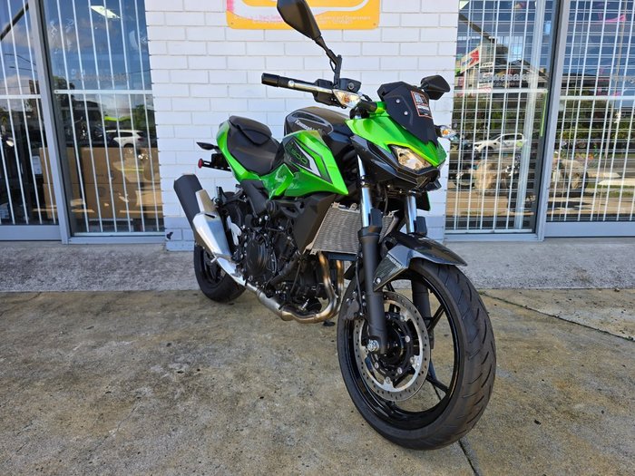 2026 Kawasaki Z500 Green