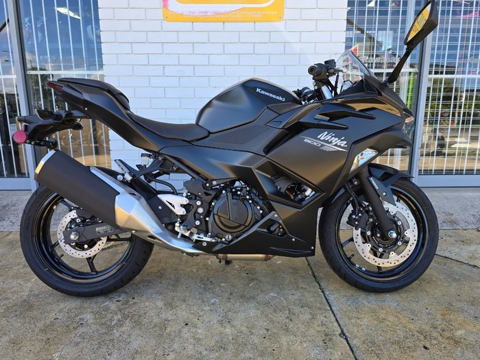 2026 Kawasaki NINJA 500 Black